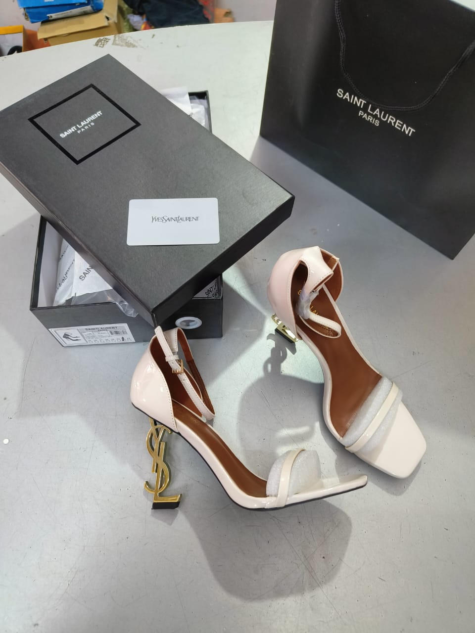 SAINT LAURENT OPYUM Beige High Heel Sandals
