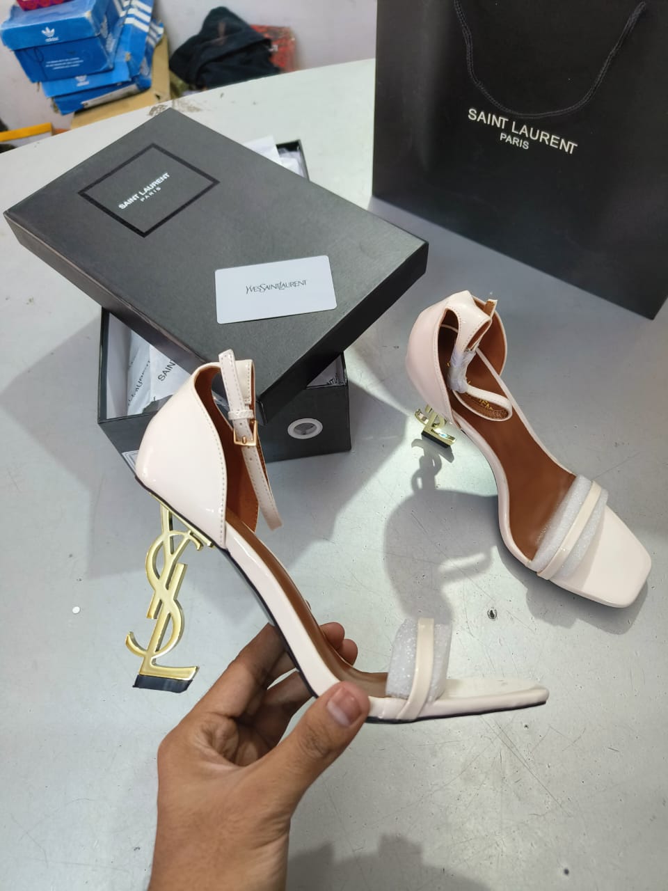 SAINT LAURENT OPYUM Beige High Heel Sandals